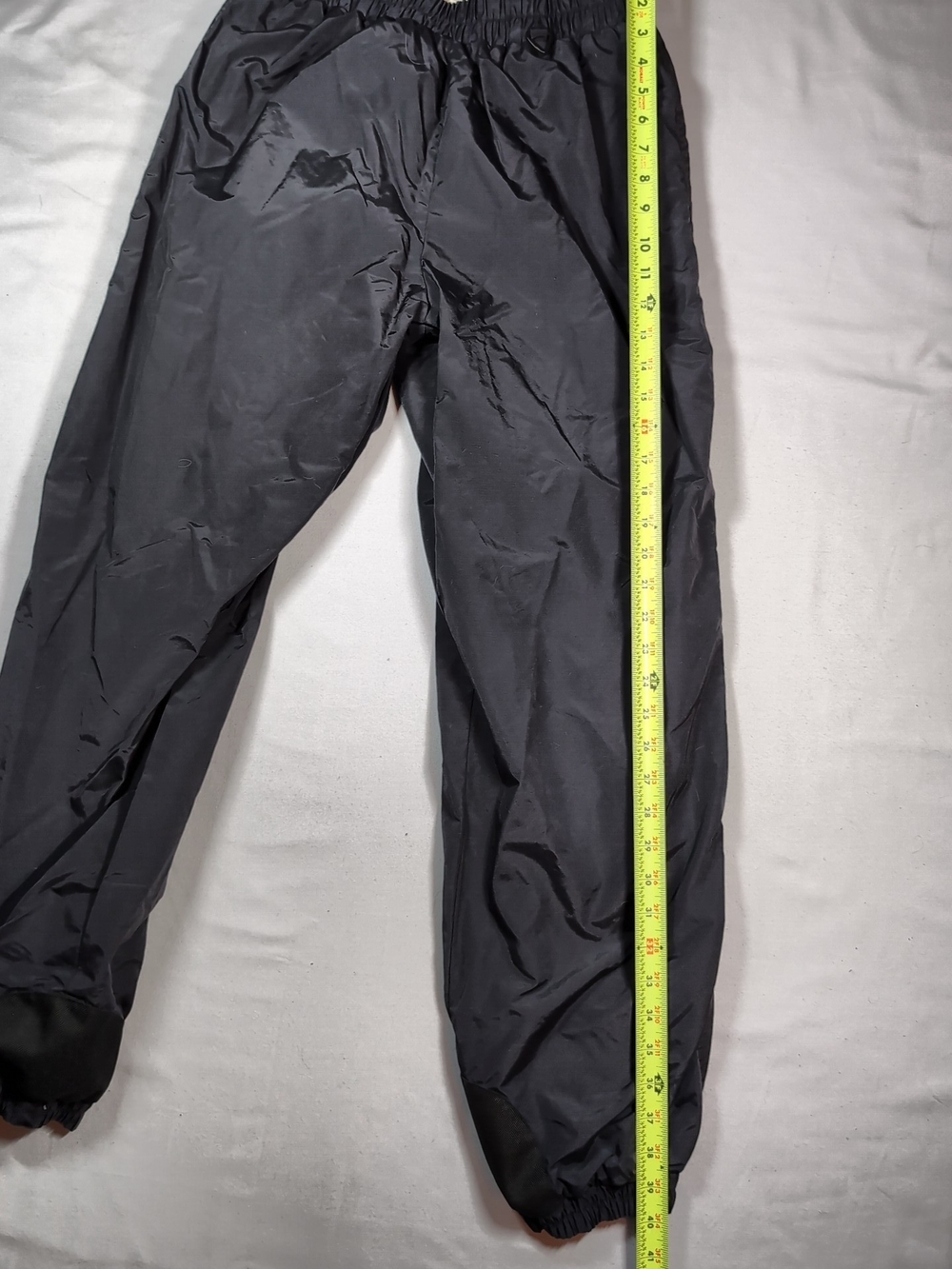 Columbia Men's Black Water-Resistant Pant - Picture 3 of 7